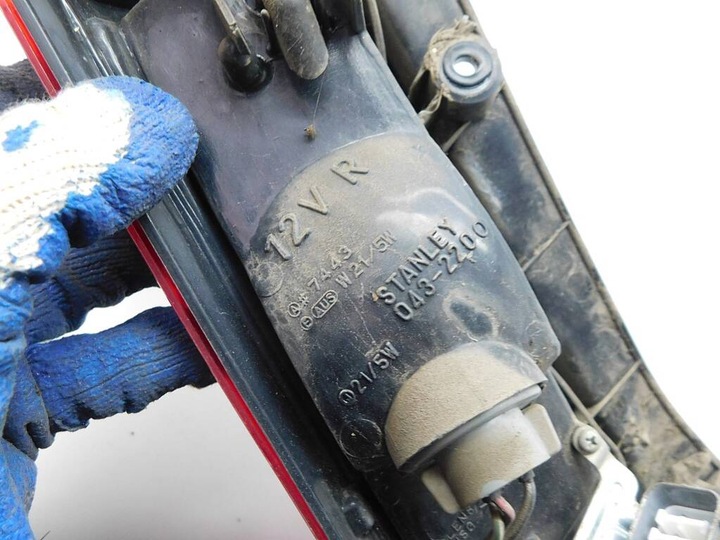 фото №9, Honda cr-v i 1999r - лампа правые зад