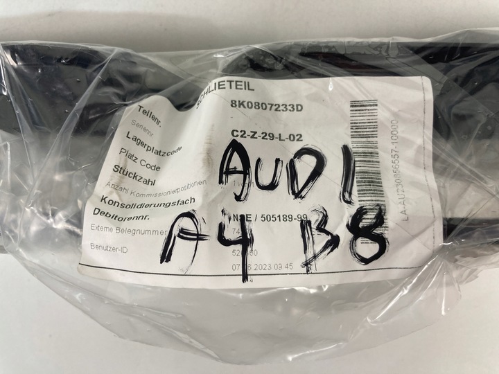 фото №9, Решётка средняя бампера audi a4 b8 allroad 8k0