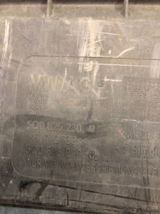 фото №11, Комплект захист pod двигун коробки коробки передач a3 8v 1.6 tdi 5q0825236 5q0825230h