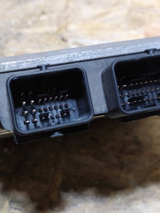 фото №8, Блок управления двигателем (ecu) peugeot 307 2.0hdi 0281011081