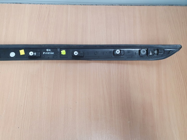 фото №8, Планка стійка скла перед citroen c4 picasso ii