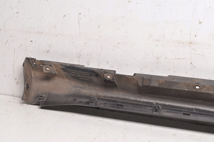 фото №14, Nissan juke f15 рестайлинг накладка пороговая правая 76850-1ka6a