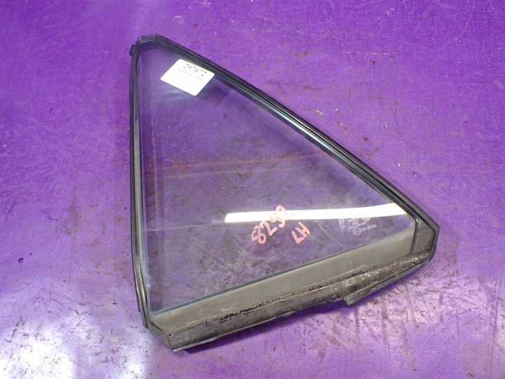 фото №1, Mazda 323f bj 98-00 скло дверна двері лівий зад ліва задня трикутник малий