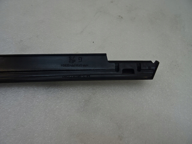 фото №9, Peugeot 3008 ii планка накладка двері лівих задніх зад 9811577080