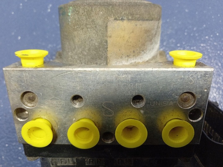 фото №6, Nissan x-trail i t30 2.2 dci насос abs 47660eq041