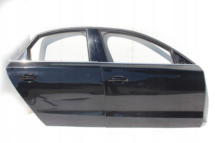 фото №1, Audi a8 4h d4 ly9b дверь дверь сторона правая перед +зад правые передние + зад
