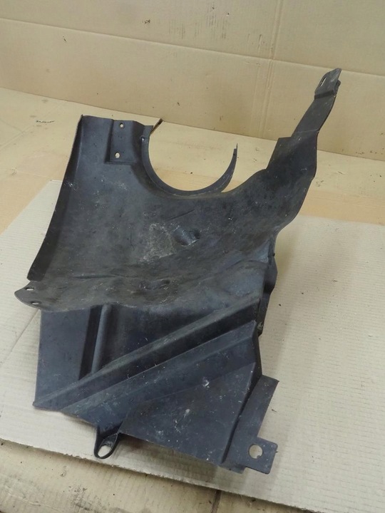 фото №12, Mercedes clk w209 подкрылок передние правые задняя запчасть a2098841222