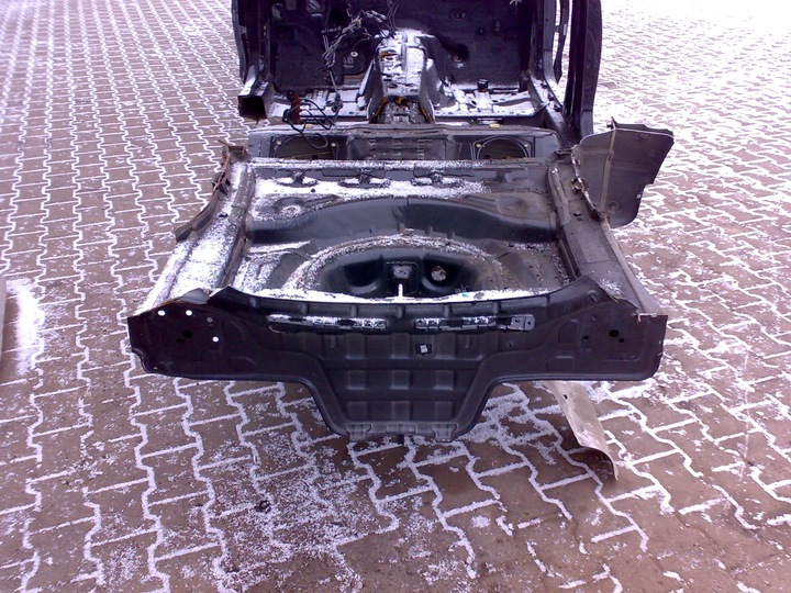 фото №1, Genesis g70 2017 2021 pas задній зад підлога багажника ванна