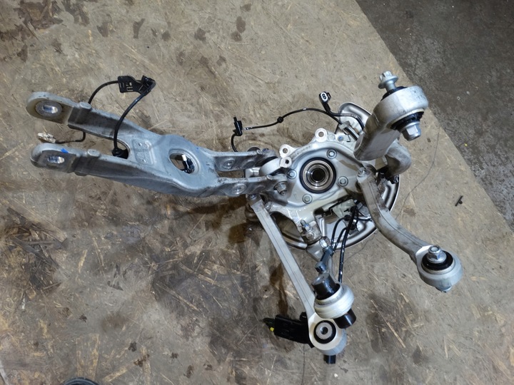 фото №5, Підвішування задні ліві mercedes w213 e63 1