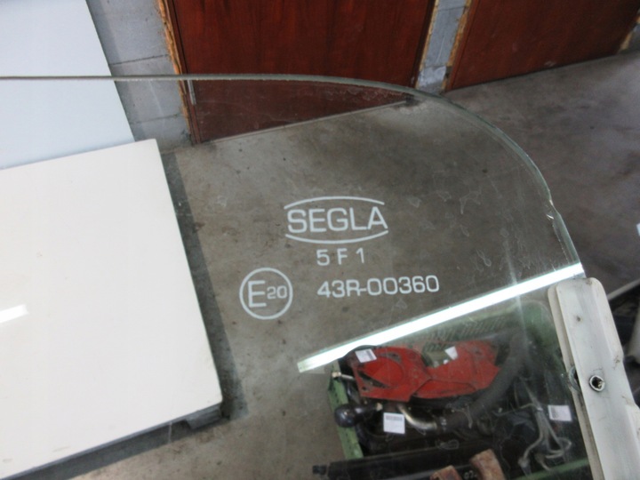 фото №6, Iveco dialy ii 89-99 скло двері перед ліва