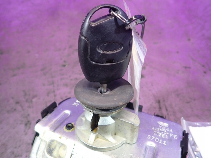фото №7, Ford focus i mk1 01-07 fl замок кришки багажника ключ ys4aa43102fe 5 pin