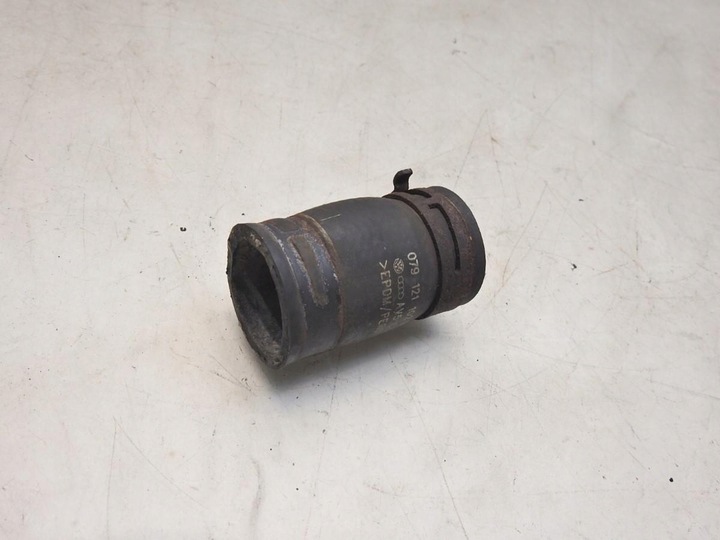 фото №7, Шланг труба води audi a8 d3 4.0 v8 tdi 079121102b