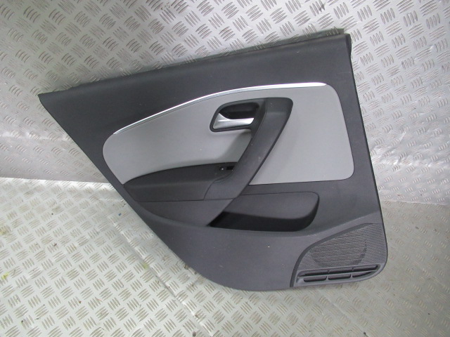 фото №1, Боковина обивка дверь левый зад кожа vw polo 6c6