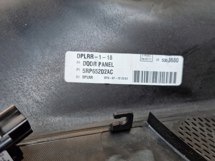 фото №9, Chrysler pacifica 3.6 карта двері ліві зад водія 17r