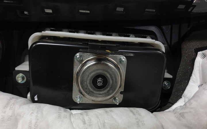 фото №10, Консоль панель капот ремни air bag датчик kia stinger 17-21