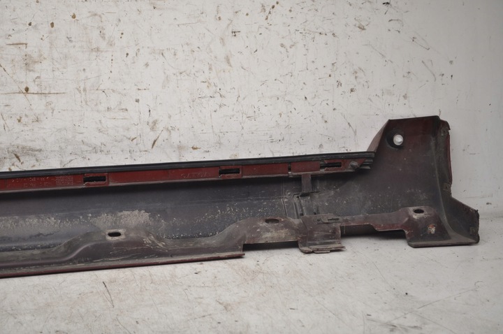 фото №11, Volvo v70 iii планка накладка пороговая правая 30678565