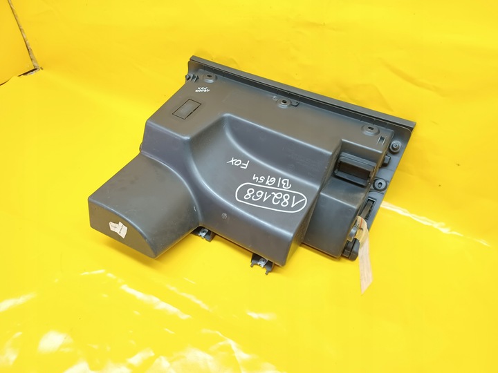 фото №10, Бардачок пассажира vw.fox 05-09r 5z0857097 чёрный