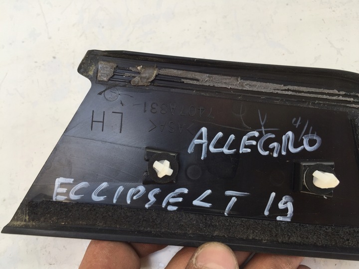 фото №4, Eclipse cross 2019 планка двері зад ліва 7407a331