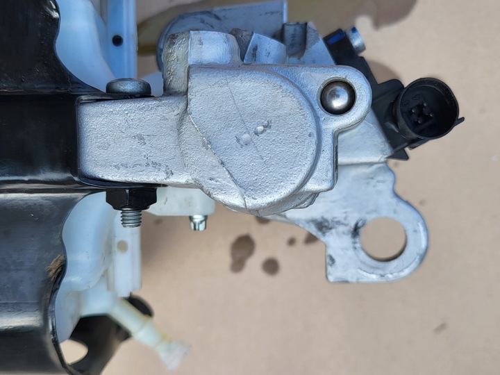 фото №11, Бак насос гальмівна audi a4 b9 8w a5 f5 2.0 tdi 8w0611367 8w0611301 оригінальний номер