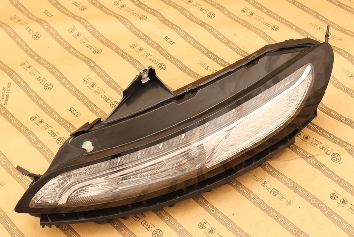 фото №1, Jeep cherokee 5 v kl 13-18 лампа полный led верхняя