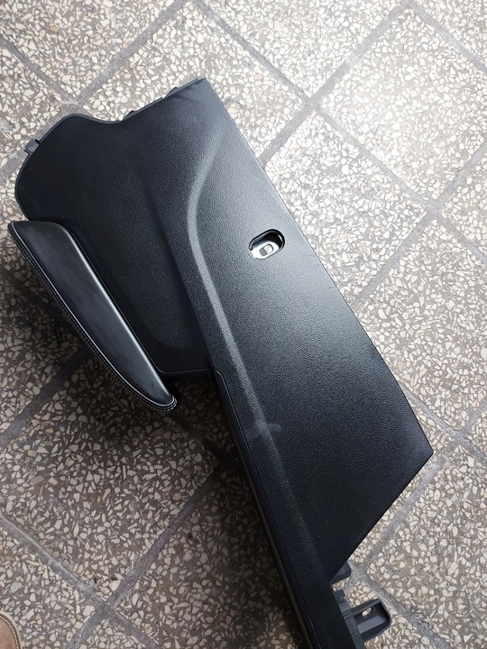 фото №7, Подлокотник кожа бардачок туннель средний vw passat b8 3g оригинальный номер eu