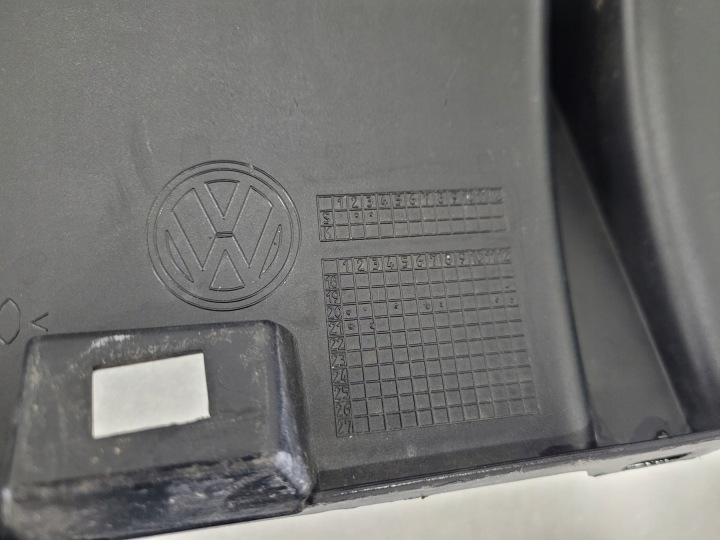 фото №10, Диффузор спойлер бампера зад vw volkswagen golf viii 8 5h6 hb r r20 19-