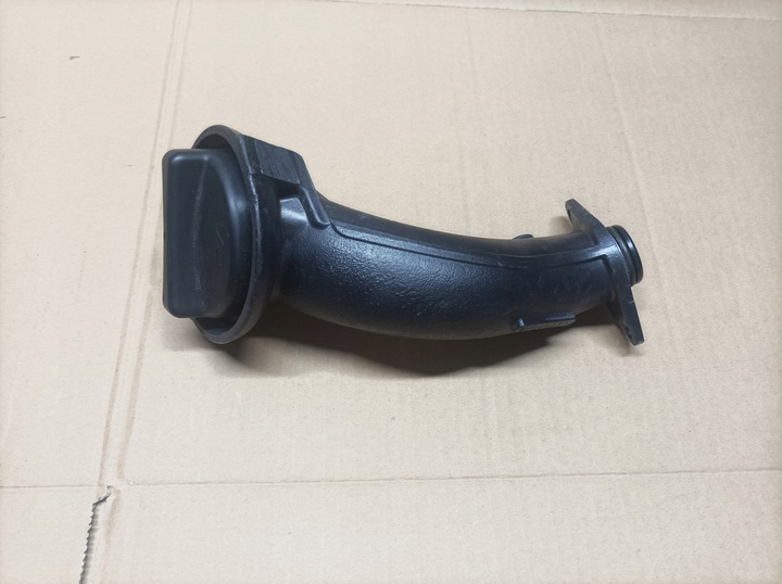 фото №1, Alfa romeo stelvio 2.9 510 kw заливна горловина масла