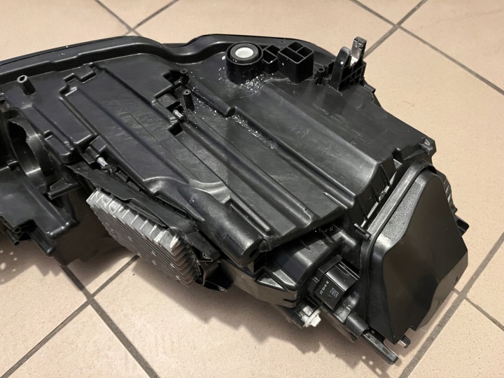 фото №12, Audi (oem) 4k0941039 фара повний led