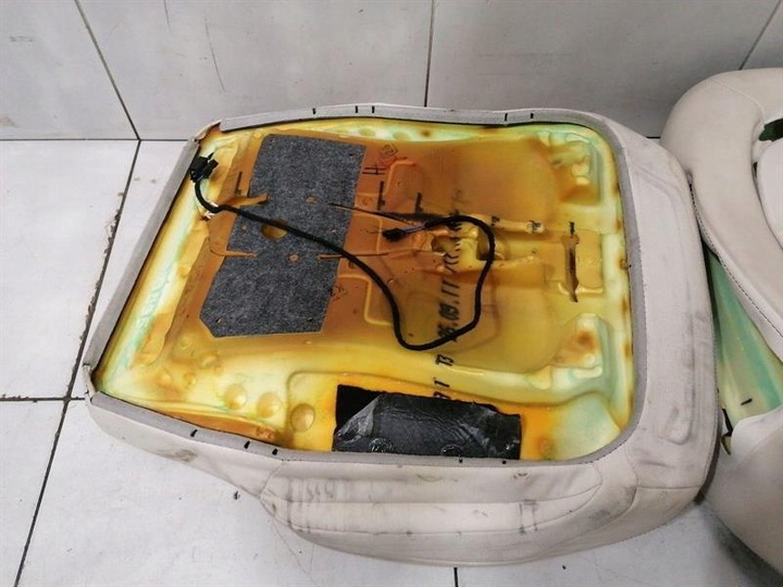 фото №11, Mercedes cls w218 left seat a2189100546 1c07 designo porcelain