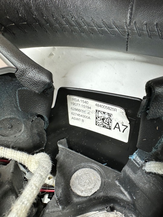 фото №10, Megane iv руль кожаный мультифункция 484005825r