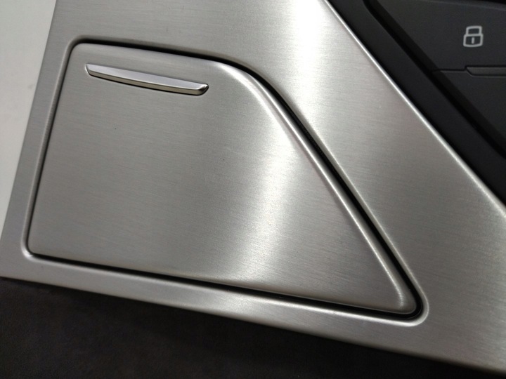 фото №9, 4h0868068 боковина двері зад праві bose audi a8 d4