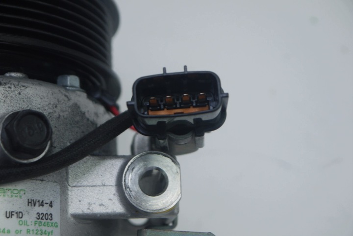 фото №13, Kia k4 1.0 t-gdi 48v 26r компрессор кондиционера климат 97701gg360