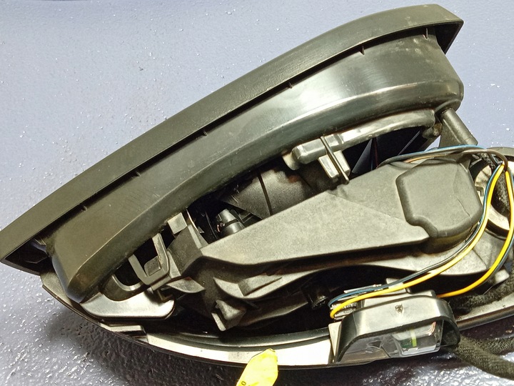 фото №7, Skoda superb iii дзеркало праві lf9r 9 pin eu