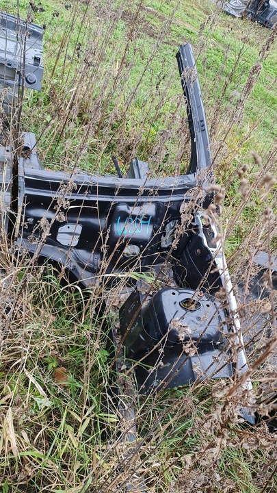 фото №1, Mercedes c w204 чверть лівий перед ліва передня