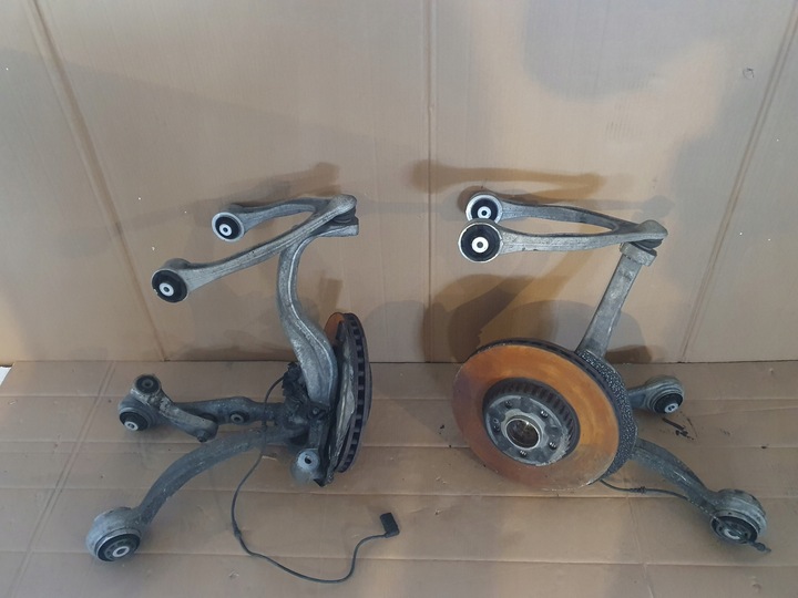 фото №5, Mercedes c клас w205 поворотна опора права kpl.lift демонтаж