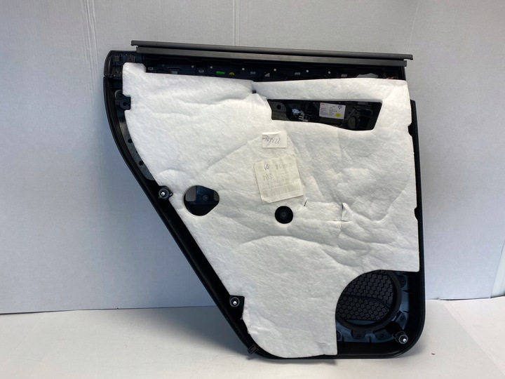 фото №6, Vw touareg iii r-line обивка боковина дверь правые зад 760867212g кожа