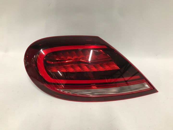 фото №1, Vw beetle 5c cabrio 16- рестайлінг лампа задня ліва led європа