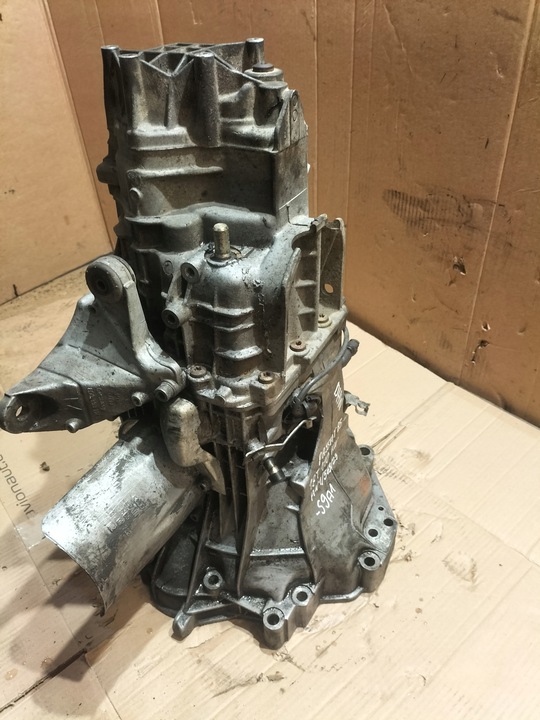 фото №10, Коробка передач коробки передач vw passat 1.8t 110kw dhw 03077