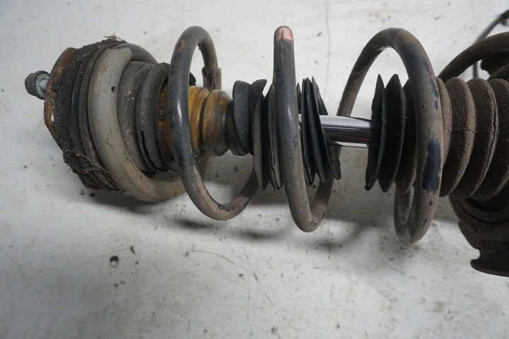 фото №8, Mazda 2 ii de 07-14 амортизатор mcpherson  поворотный кулак амортизатор суппорт левая df7134900g