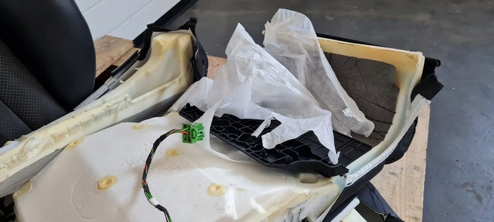 фото №13, Q7 4m ii обшивка сиденья сиденье кожа алькантара правая правые перед