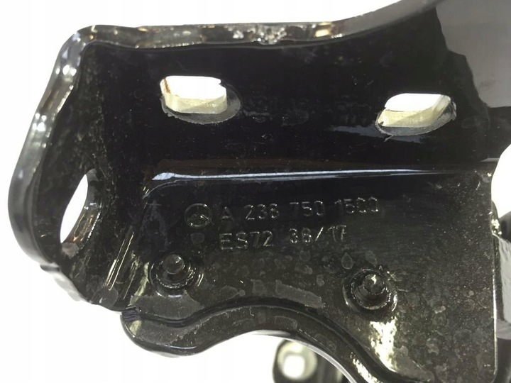 фото №7, Mercedes e w238 213 2018 петля крышки багажника