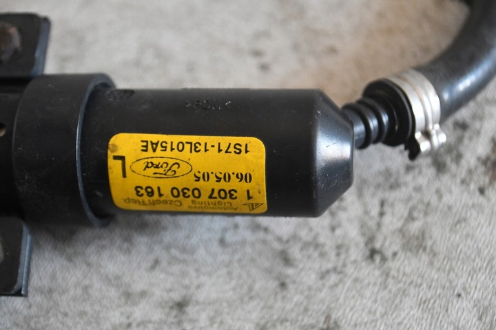 фото №6, Ford mondeo mk3 00- распылитель лампы левый перед 1s7113l015ae