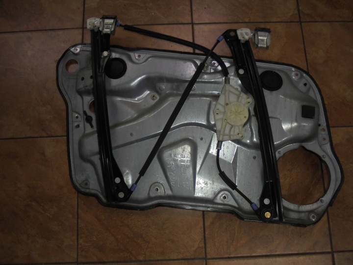 фото №1, Golf iv 1.6b hb механизм стёкла правый перед