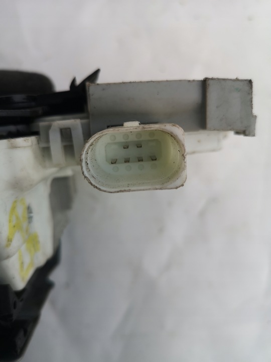 фото №3, Audi a3 8v замок дверь левый перед 8x1837015c