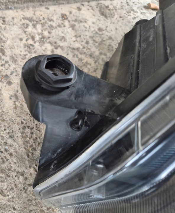 фото №4, Лампа ліва skoda superb iii 3v 3v1941015a ксенон led перед передня