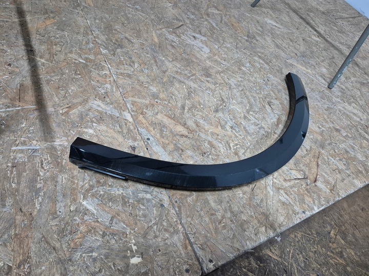 фото №13, Renault megane v 5 e-tech планка na крыло задний зад правые