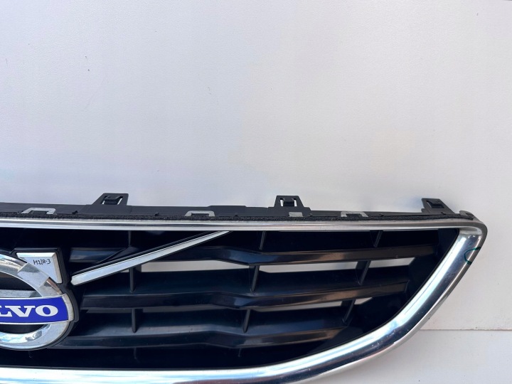 фото №8, Volvo v40 2012- решётка радиатора решётка радиатор перед 31353120