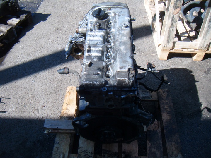 фото №9, Kia sorento 1 i 2.5crdi 02- двигатель стойка d4cb