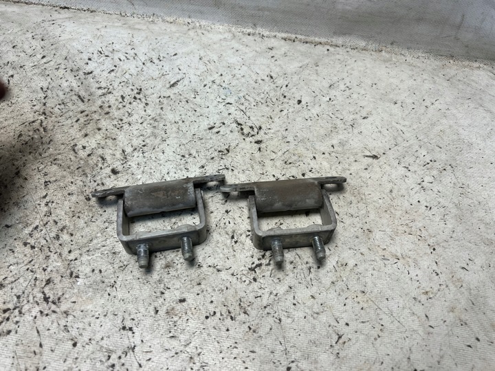 фото №1, Kia soul i 08- петля петли крышки багажника a1