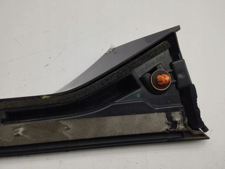 фото №7, Audi q3 f3 2019 оббивка задньої кришки багажника